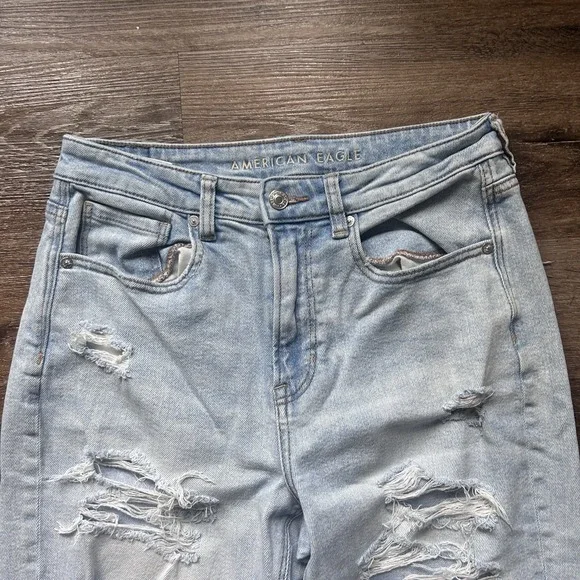 American Eagle Women Size 8 Jeans Mom Straight Light Wash Pants Strigid Stretch - Picture 4 of 16